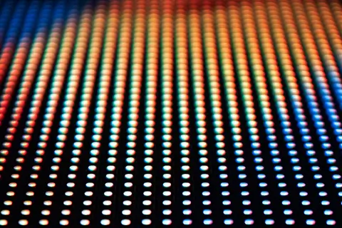 AMOLED: яркая иллюзия, которая со временем тускнеет