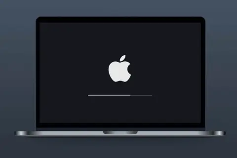 Что делать, если MacBook «зависает» или не запускается?