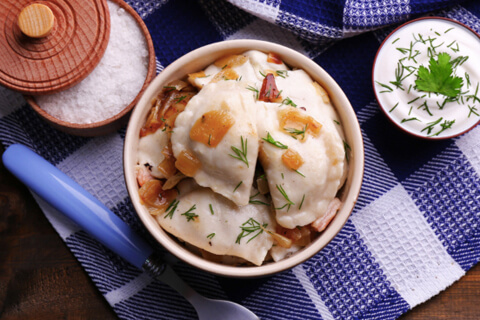 Как приготовить вкусные вареники. Пошаговая инструкция с гифками