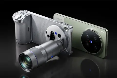 Новый Vivo X300 Ultra может стать лучшим камерофоном в мире