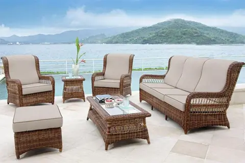 Стильная терраса: какая уличная мебель сейчас в тренде?