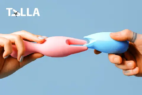 Топ пикантных подарков девушке на Новый год