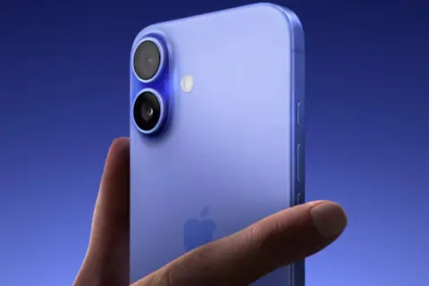 Xiaomi вошла в топ: названы 10 самых продаваемых смартфонов в мире