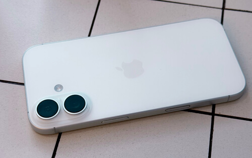 смартфон Apple iPhone 17