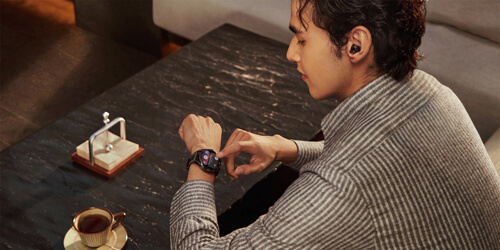 смарт-часы: Huawei Watch Buds 2
