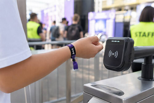 Силиконовые, тканевые или пластиковые RFID-браслеты