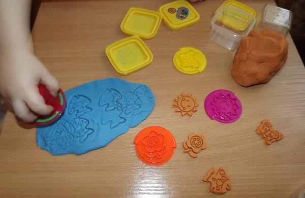 nabor-testa-dlya-lepki