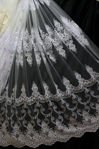 Тюль белый фатин с вышивкой