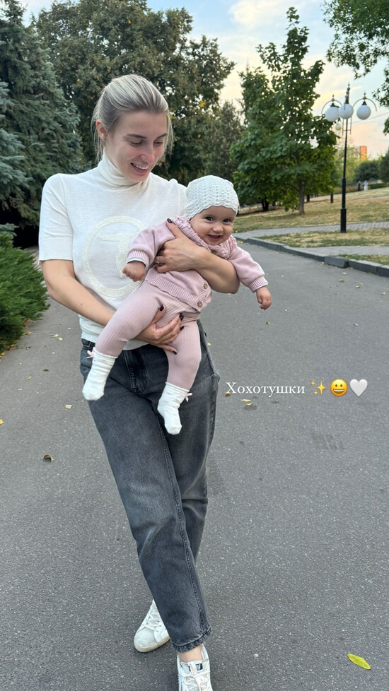 Дочь Инны Белоконь со своей дочерью