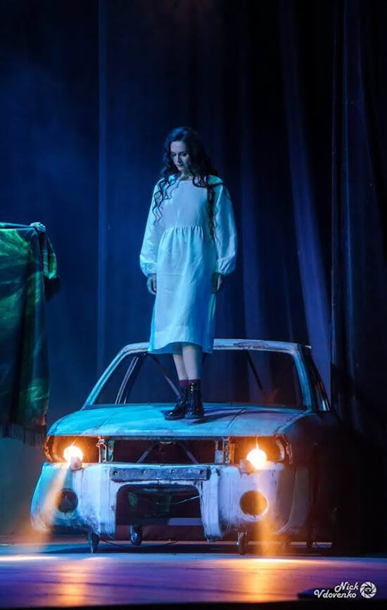 Одесский украинский театр драма «В воскресенье рано зелье копало»