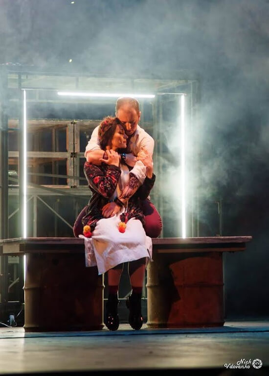 Одесский украинский театр драма «В воскресенье рано зелье копало»