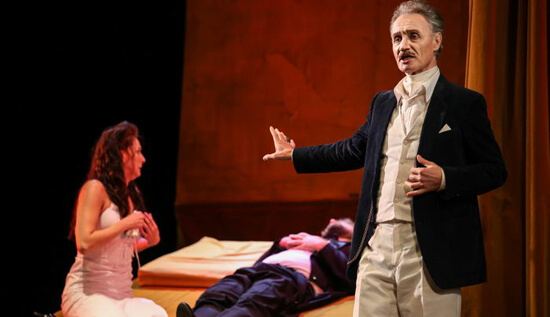 «Неаполитанские страсти» в Одессе украинский театр