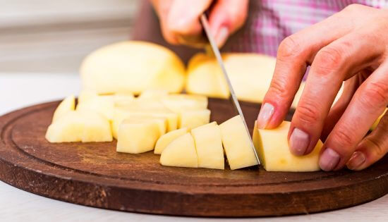 Как варить очищенную картошку