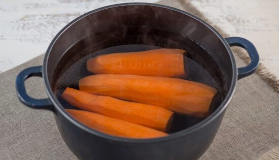 Целая морковь