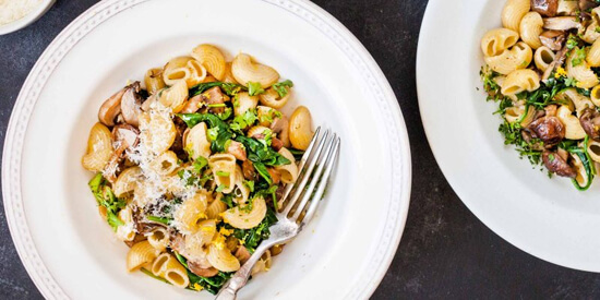 Рецепты пасты: Макароны с грибами и шпинатом