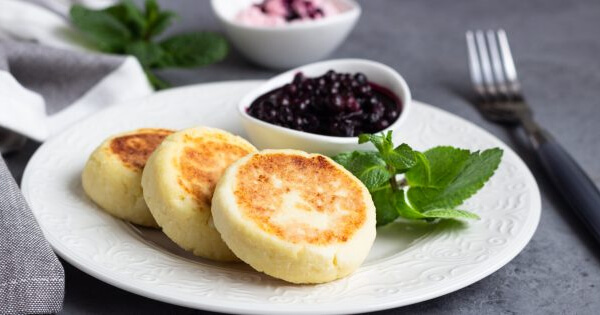 Как приготовить сырники с яблоками: лучший рецепт