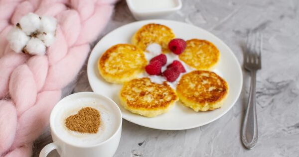 Как приготовить сырники с морковью: простой рецепт