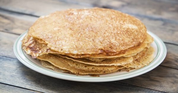 Заварные блины на ряженке: простой рецепт