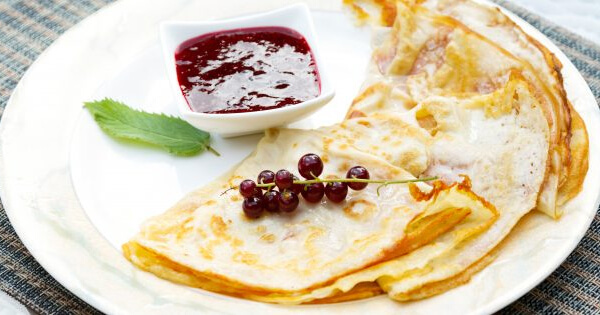 Тонкие блины на ряженке: простой рецепт