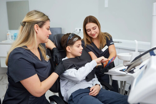 стоматологія у Львові